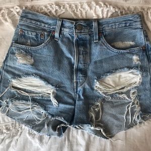 levi’s 501 shorts 🌱